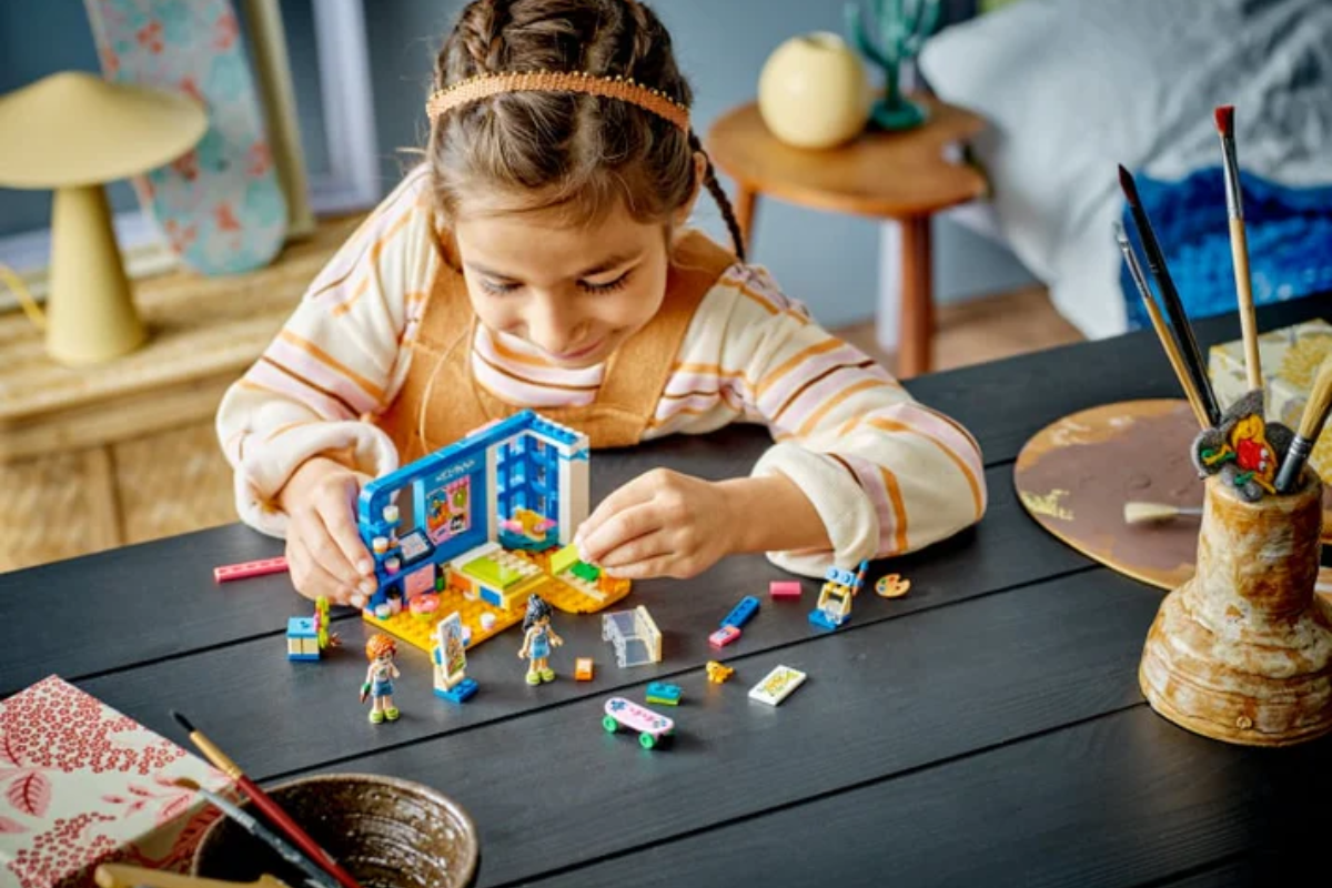 lego-friends-phong-ngu-sang-tao-cho-be-gai