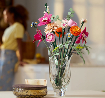 hoa-lego-botanical-decor-phong-khach-ban-lam-viec