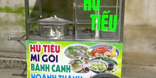 Xe bán hủ tiếu kanawa
