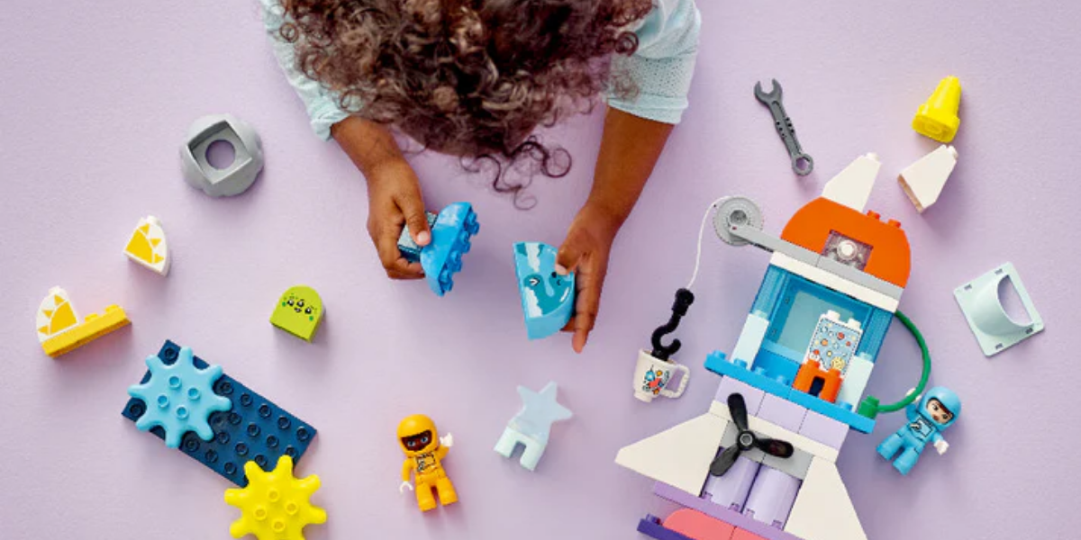 tau-khong-gian-3-trong-1-bo-lego-thu-vi